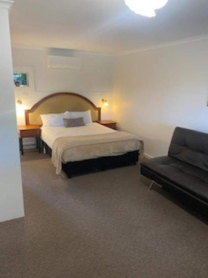 קומה Kinross Inn מראה חיצוני תמונה