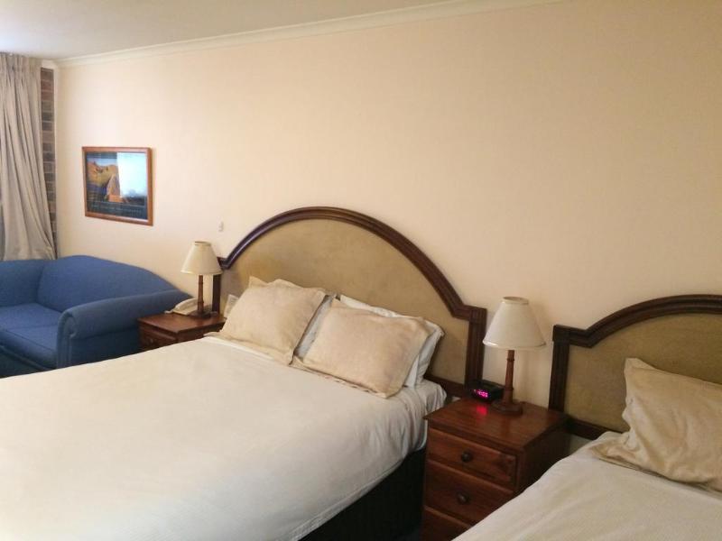קומה Kinross Inn מראה חיצוני תמונה